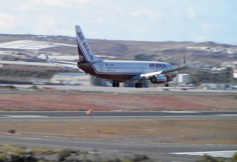 Reise per Flugzeug auf die Kanaren